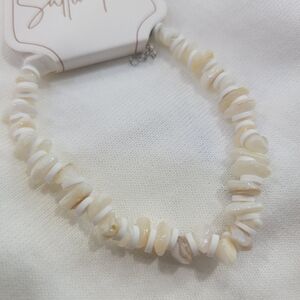 Elegant Cream Shell Bracelet